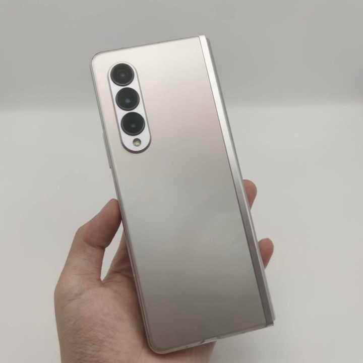 Oppo Z Fold 3